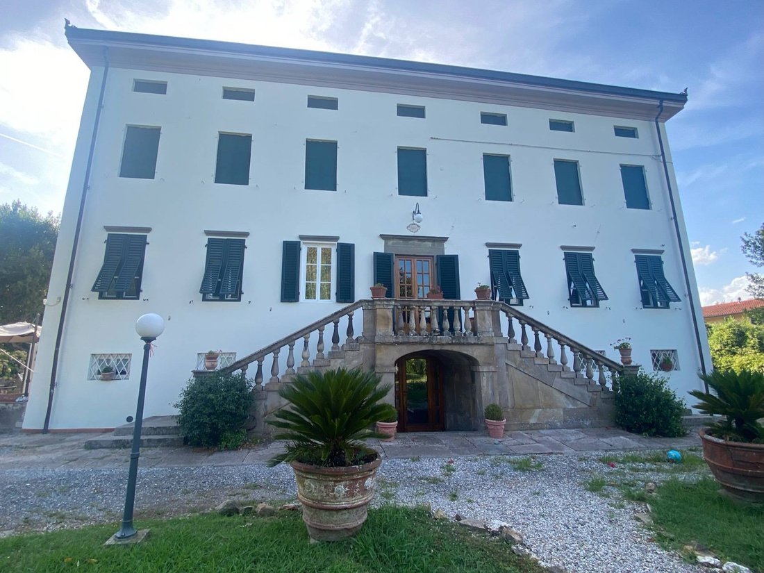 House in Sorbano del Giudice-Pontetetto, Lucca, Italy 1 - 13177889