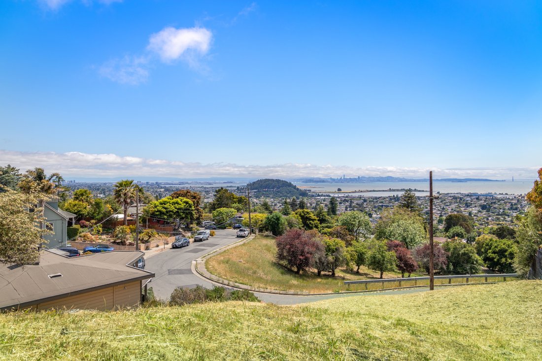 Premium Parcel With Sweeping Views In El Cerrito, California, United