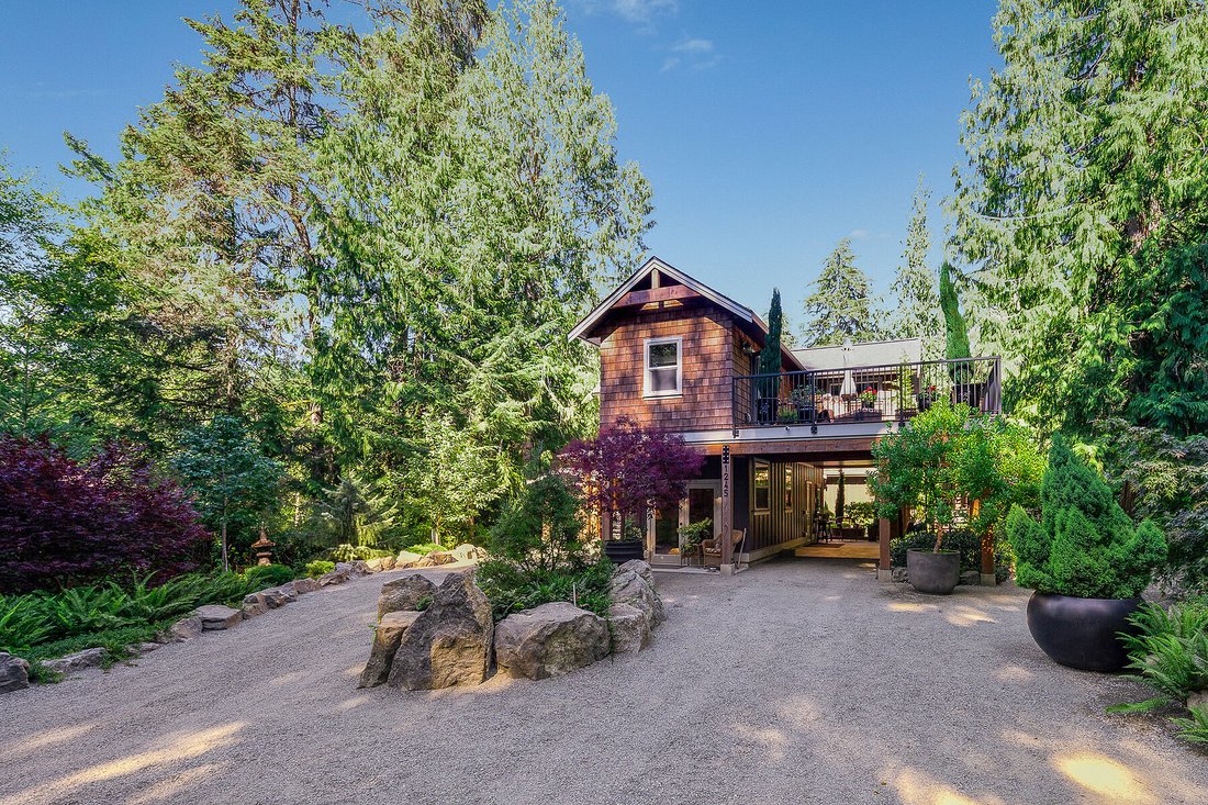 Parklike West Coast Hideaway In Sooke, British Columbia, Canada For