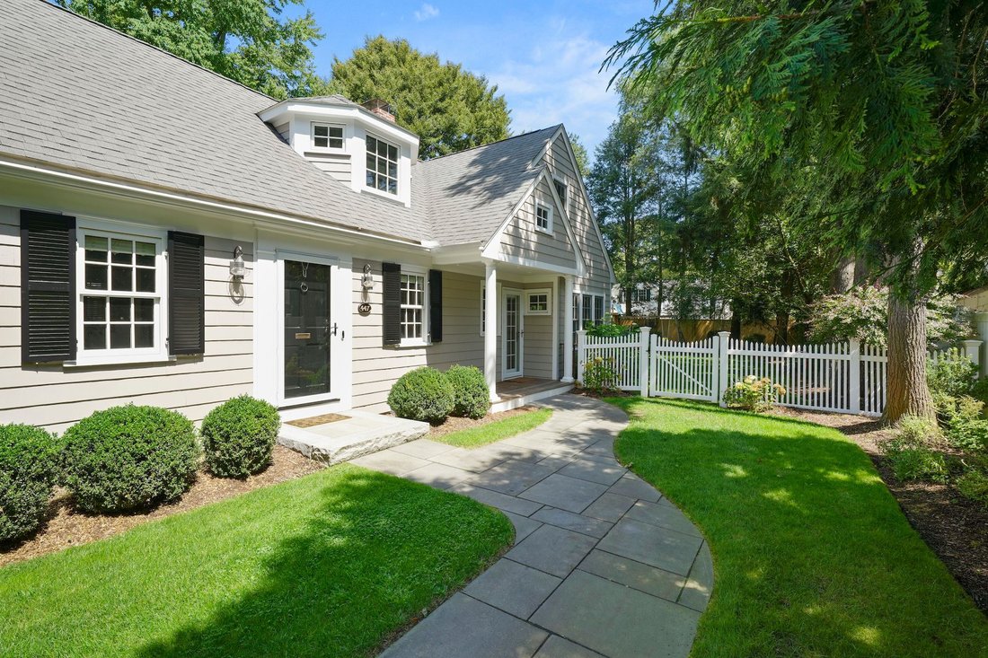 447 Weston Road, Wellesley, Ma, In Wellesley, Massachusetts, United States For Sale (13179562)