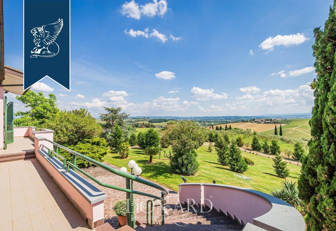Villa in Center, Cerreto Guidi, Tuscany 5 - 13180325