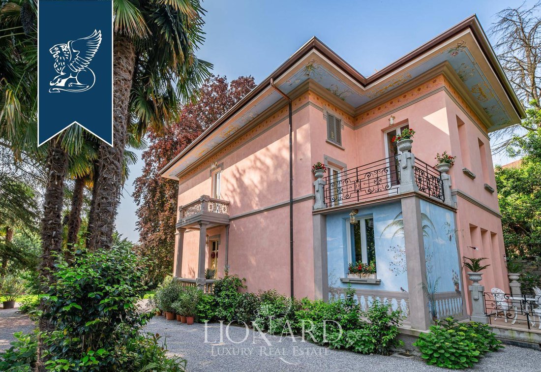Villa in Albavilla, Lombardy, Italy 2 - 13180336