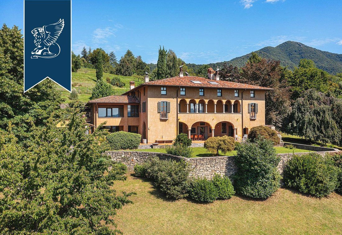 Villa in Casazza, Lombardy, Italy 5 - 13180384