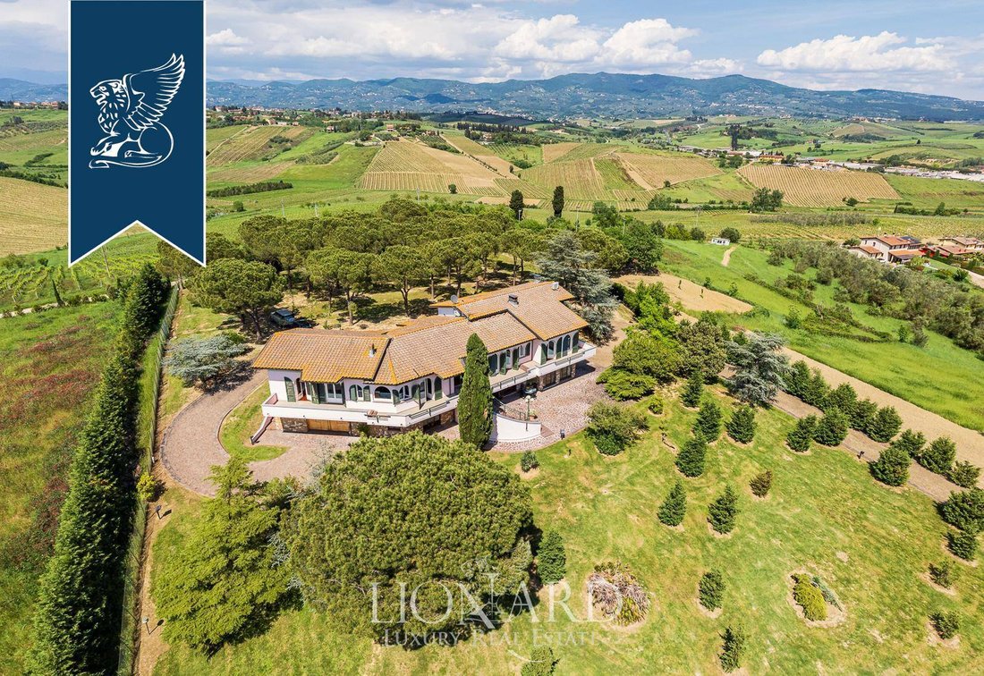 Villa in Center, Cerreto Guidi, Tuscany 2 - 13180325