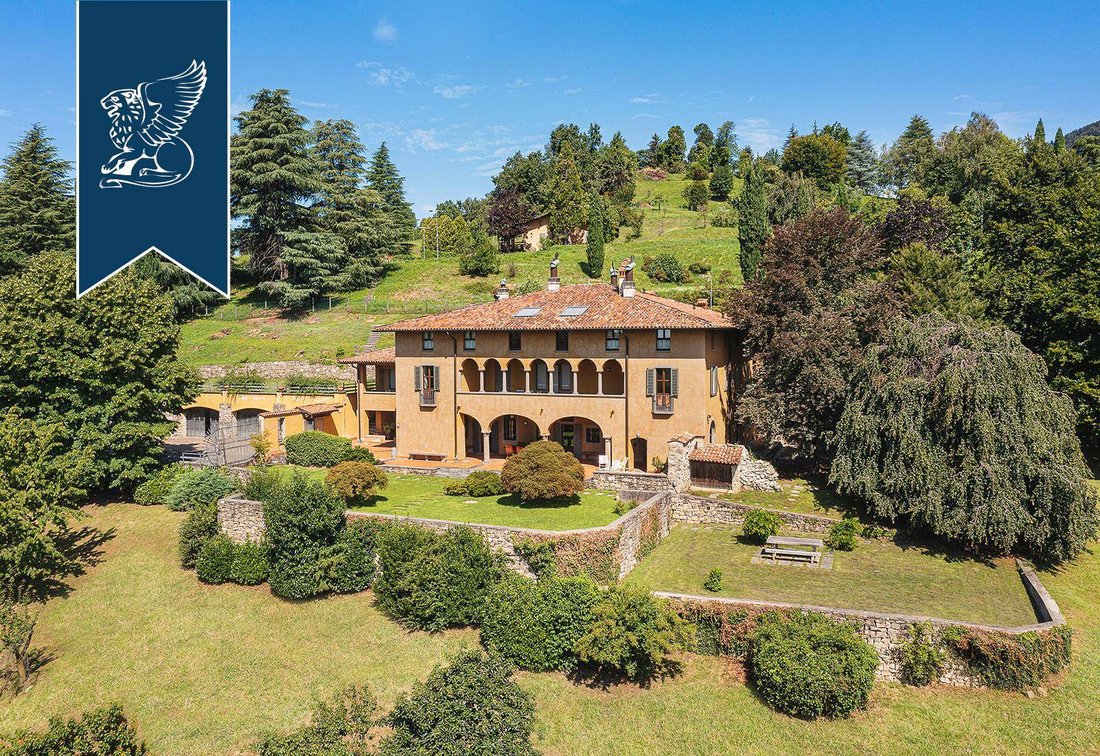 Villa in Casazza, Lombardy, Italy 4 - 13180384