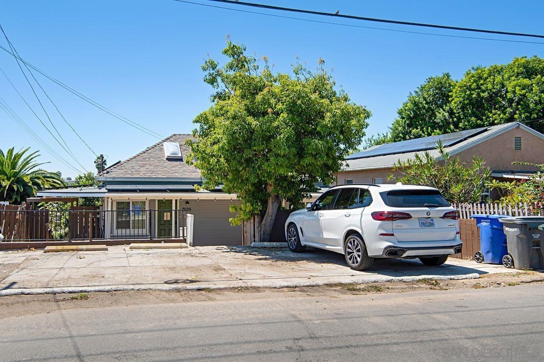 6 Bedrooms Single Family Detached In Lemon Grove, California, United