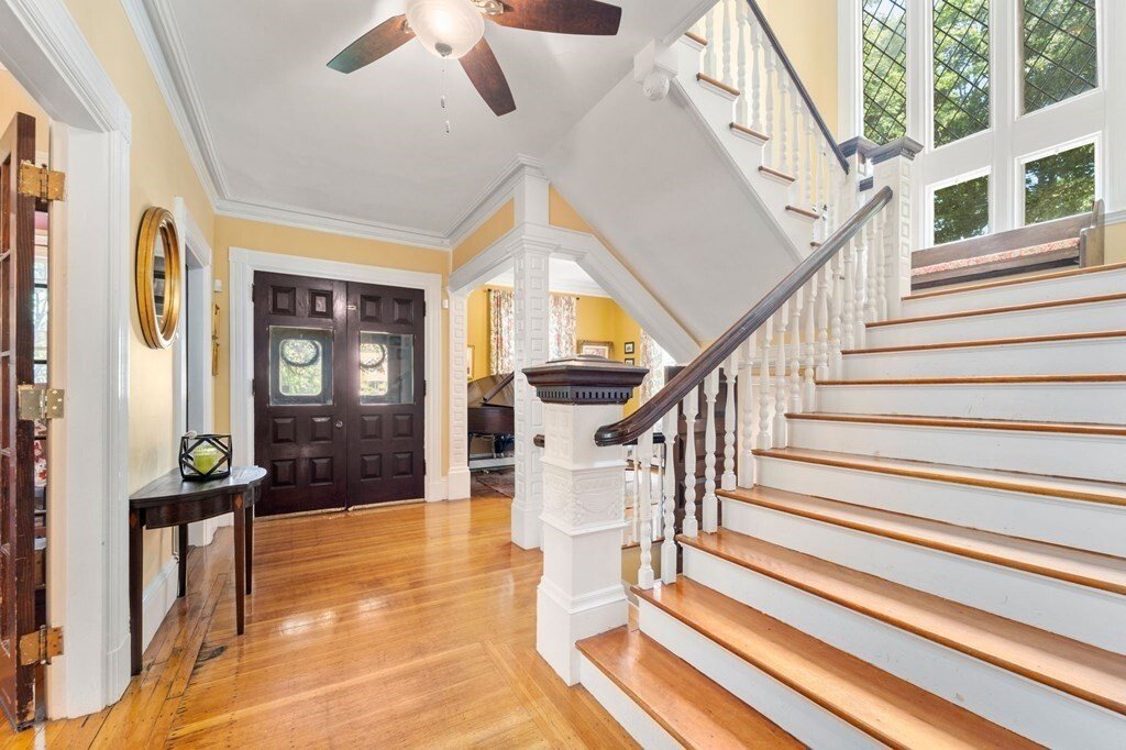 6 Bedrooms Single Family Detached In Canton, Massachusetts, United States For Sale (13182560)