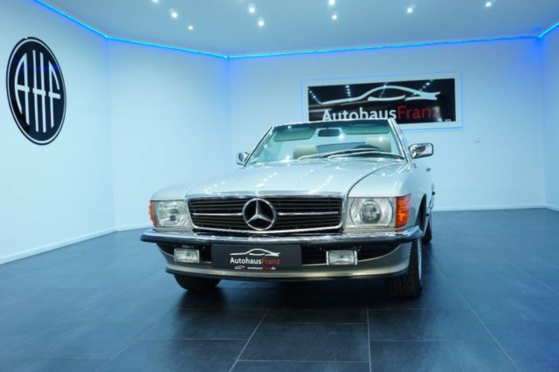 Cabriolet in Remscheid, Germany 2 - 13185820