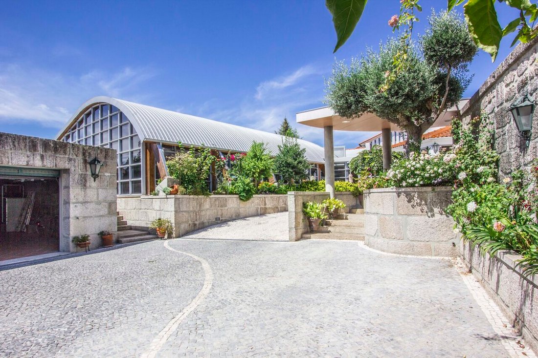 House in Canas de Senhorim, Viseu District, Portugal 3 - 13183979