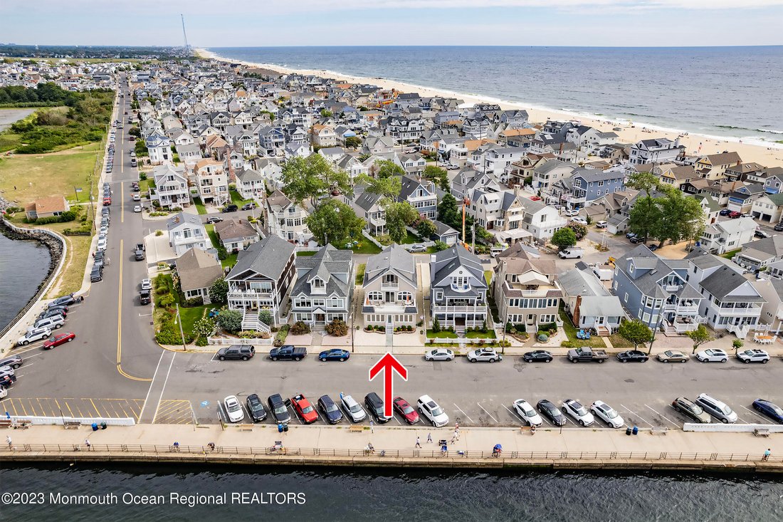 556 Riverside Drive, Manasquan, Nj, In Manasquan, New Jersey, United