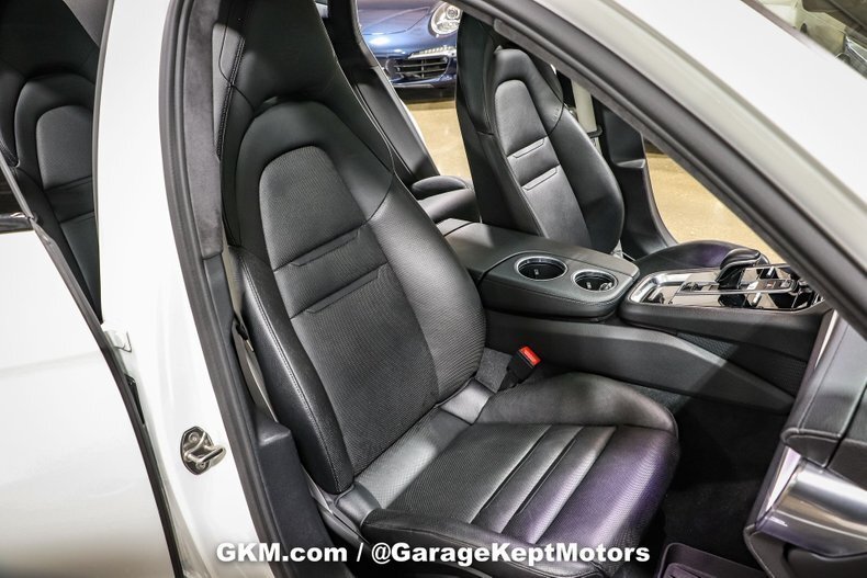 Sedan in Grand Rapids, MI, United States 5 - 13184086