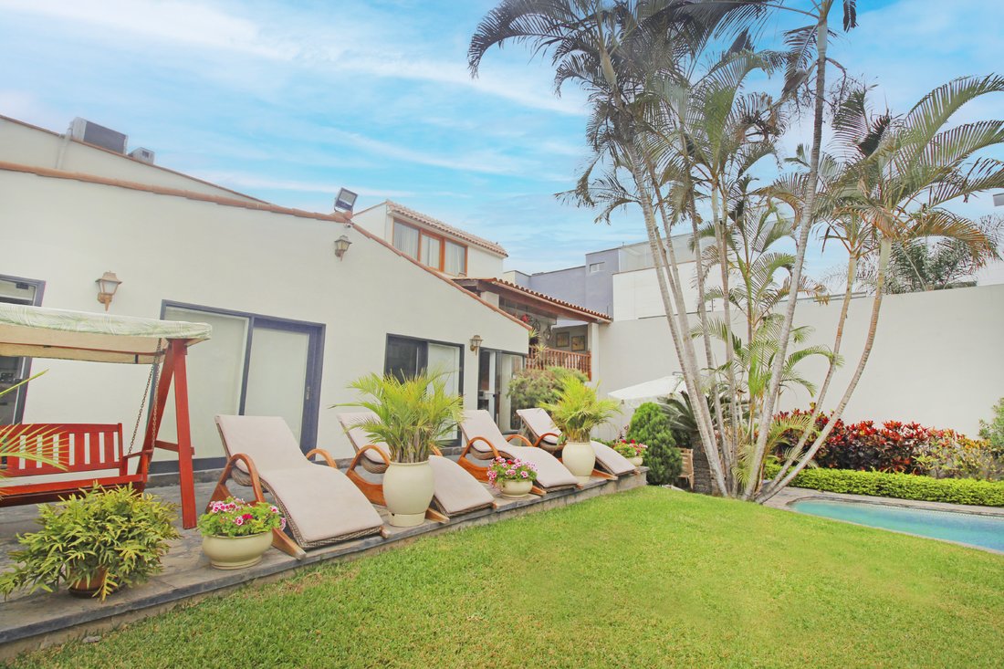 Nice House With In Santiago De Surco, Metropolitan Municipality Of Lima