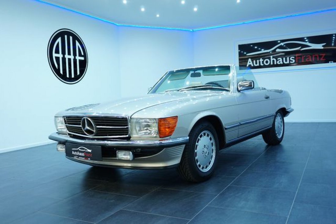 Cabriolet in Remscheid, Germany 3 - 13185820