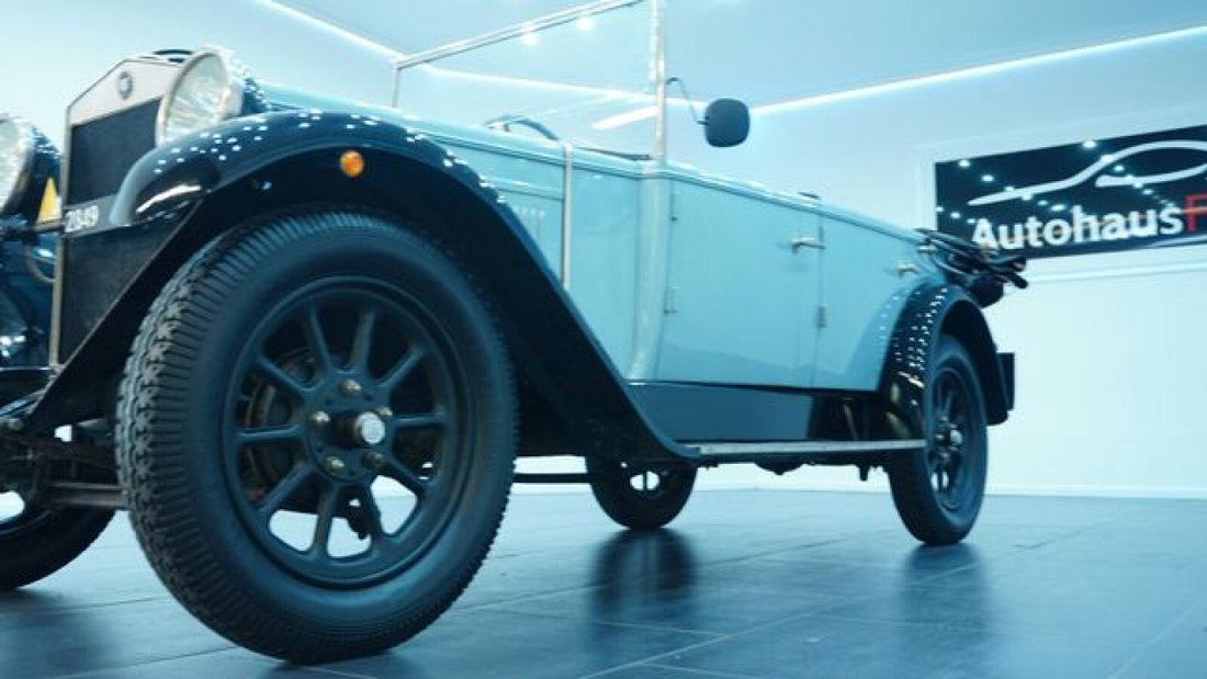 Cabriolet in Remscheid, Germany 4 - 13185890