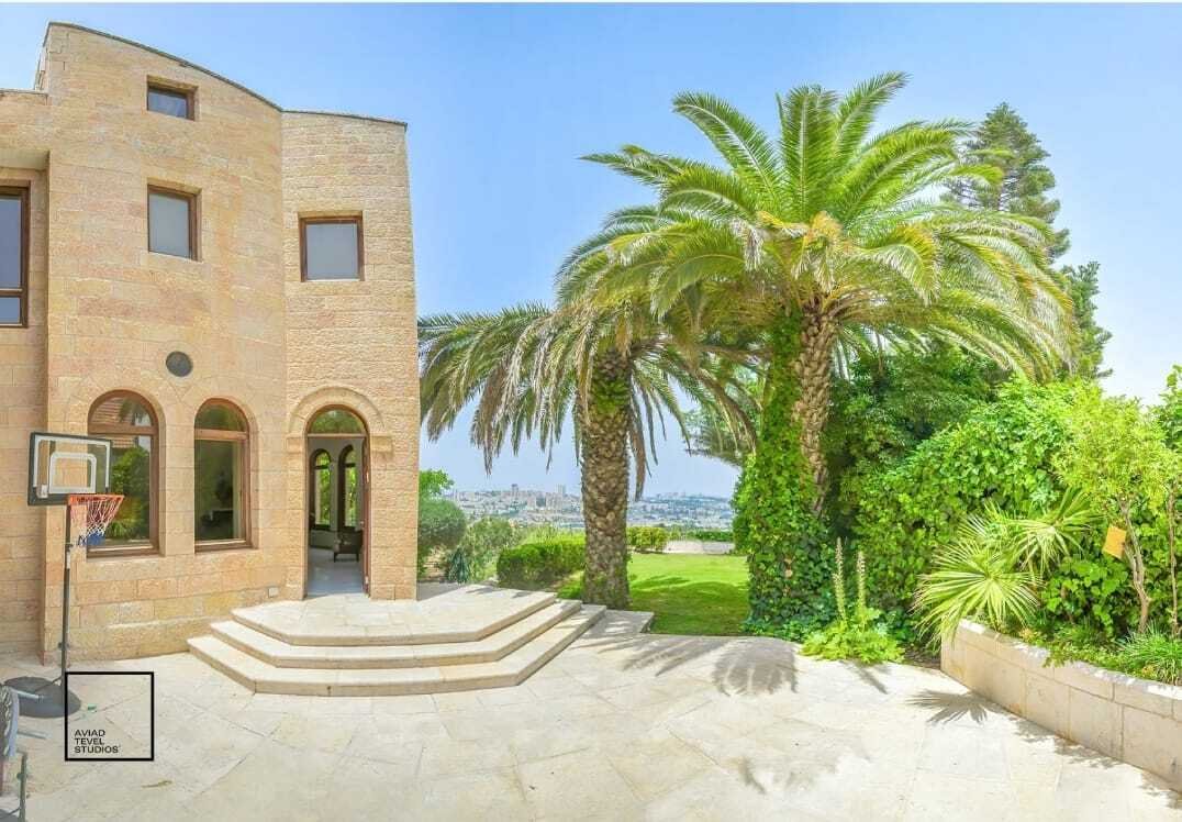 Gilo, Lovely Large House With Garden In Jerusalem, Jerusalem District