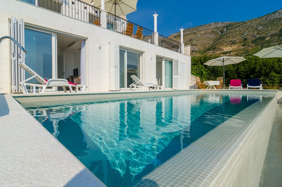 Villa in Celopeci, Dubrovnik-Neretva County, Croatia 1 - 13186368