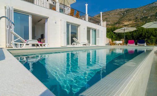 Villa in Celopeci, Dubrovnik-Neretva County, Croatia 1