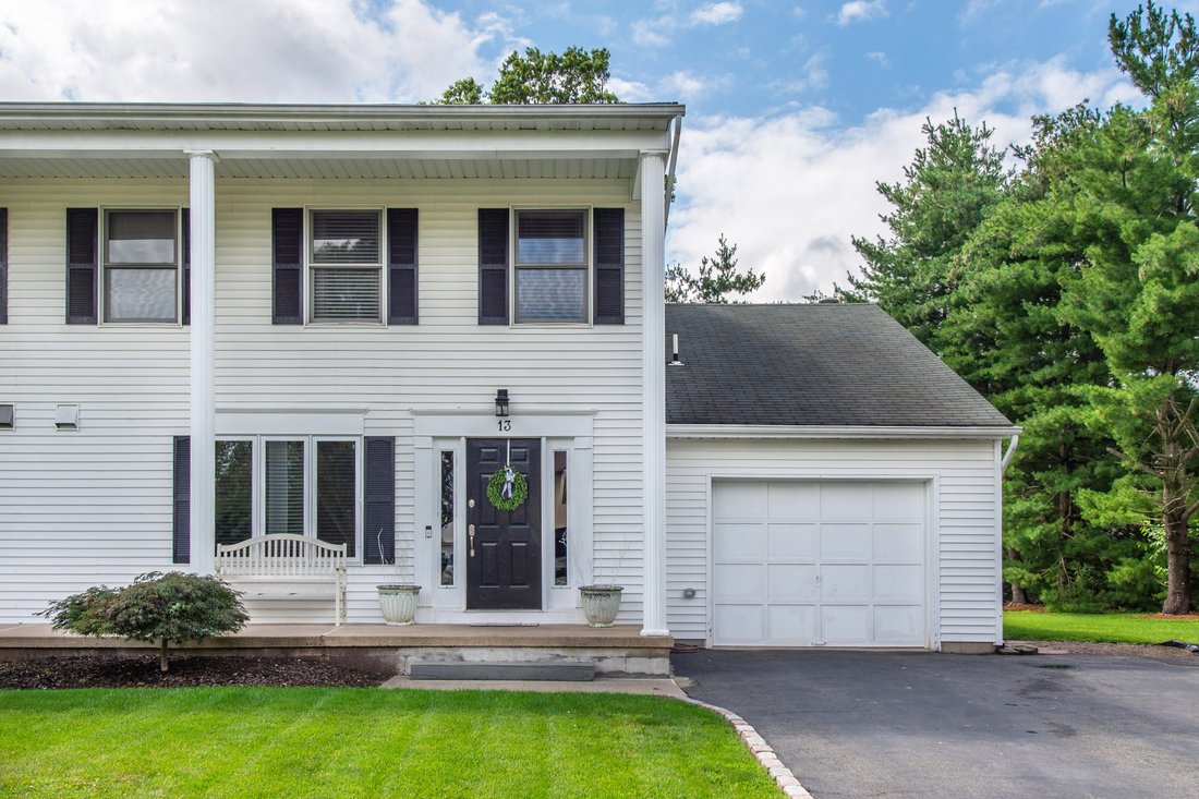 A Must See Duplex In Lincoln Park, New Jersey, United States For Sale