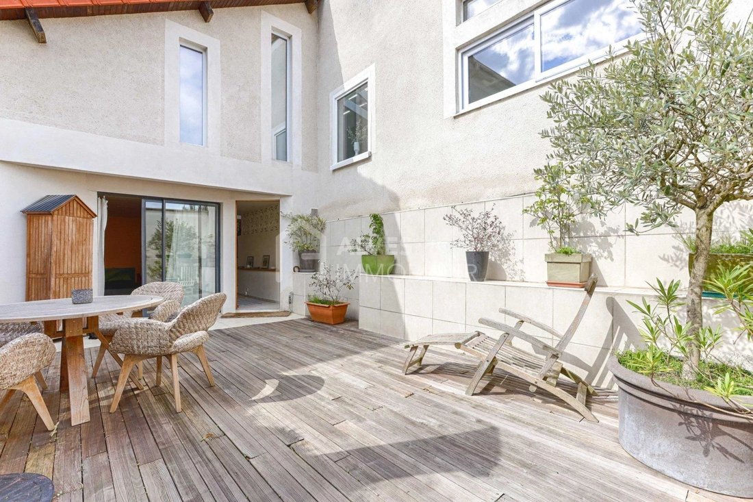Apartment in Fontenay-sous-Bois, Île-de-France, France 2 - 12723261