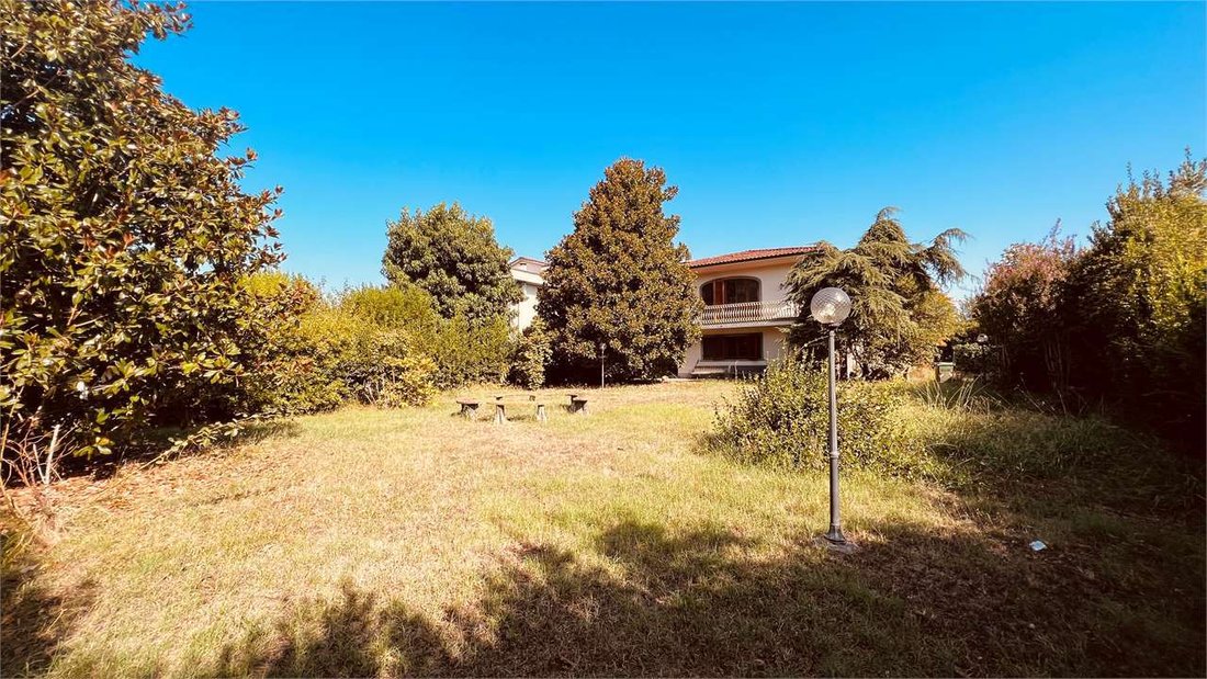 Villa in San Marco, Lucca, Italy 2 - 13187872