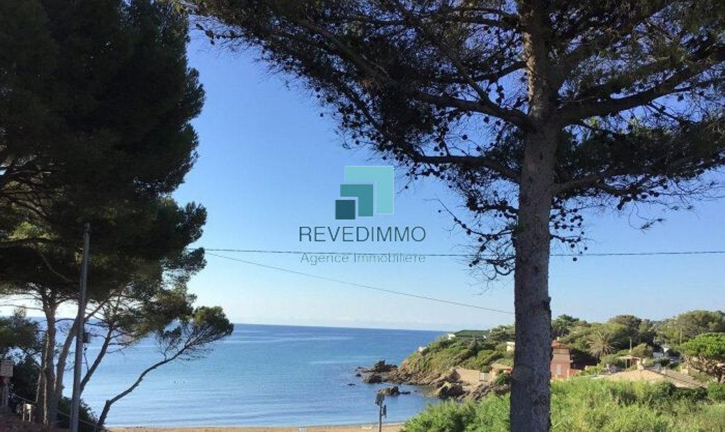 Fréjus Apartment In Fréjus, Provence Alpes Côte D'azur, France For Sale