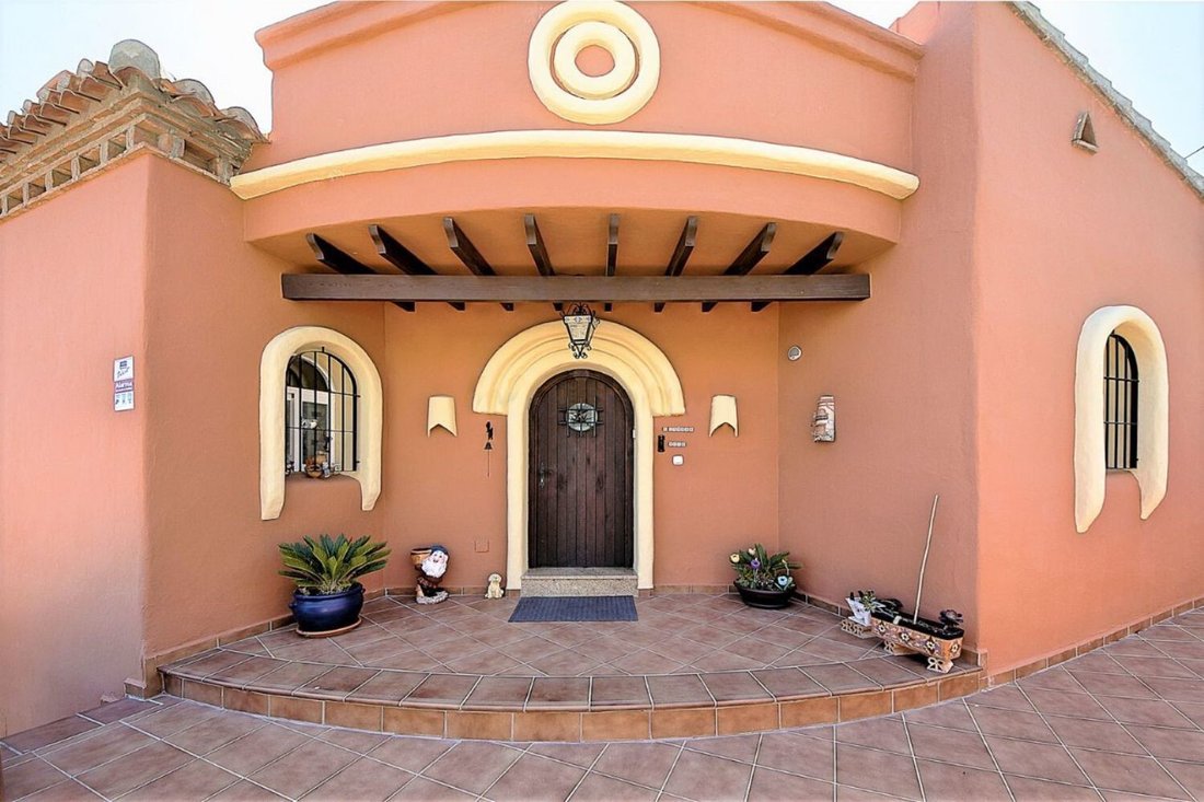 Villa in Salobrena, Andalusia, Spain 1 - 13189217