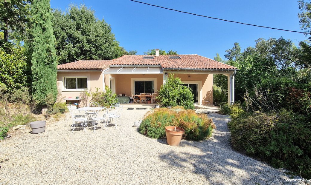 House In Mazan, Provence Alpes Côte D'azur, France For Sale (13190104)