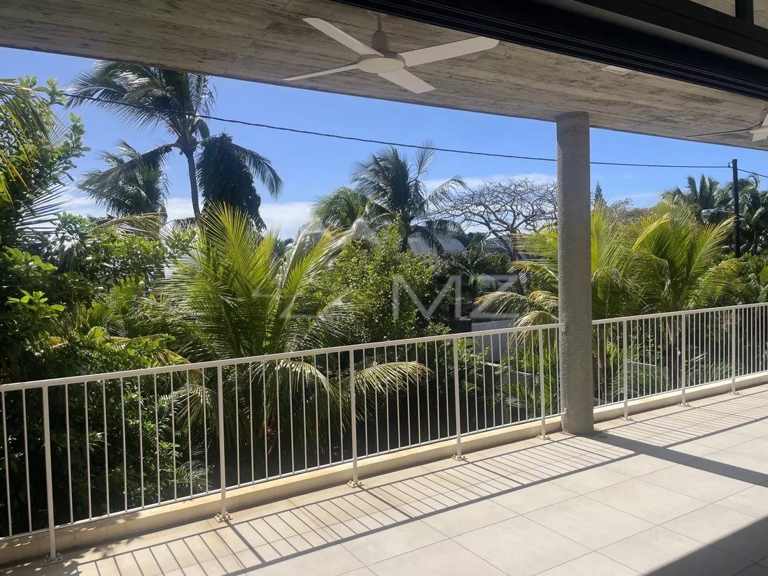 Seafront Apartment Pointe In Grand Baie, Pamplemousses District