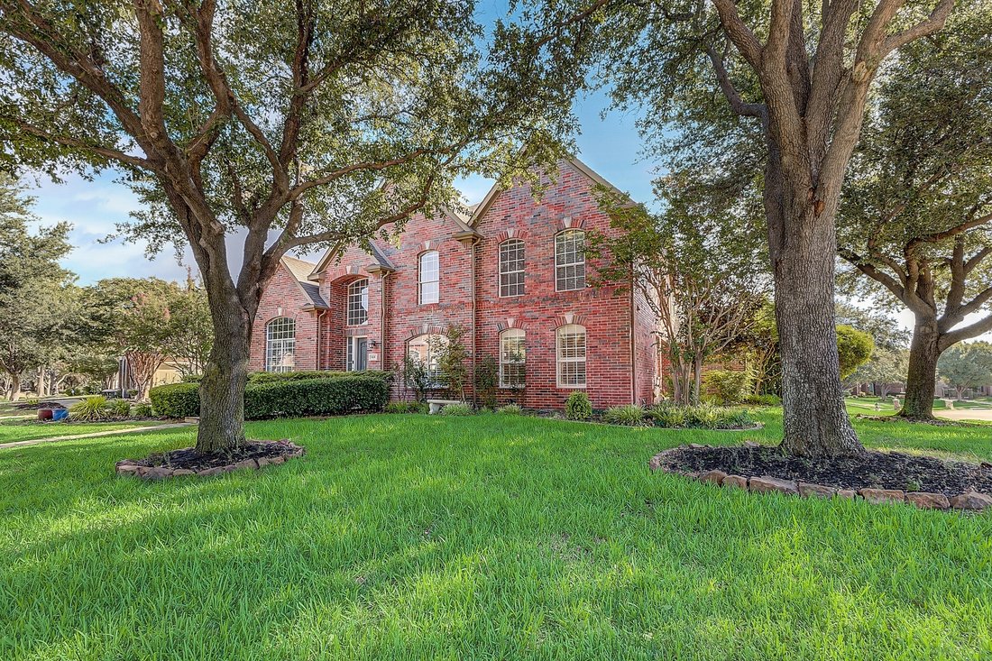 613 Heatherglen Dr In Grapevine, Texas, United States For Sale (13192226)