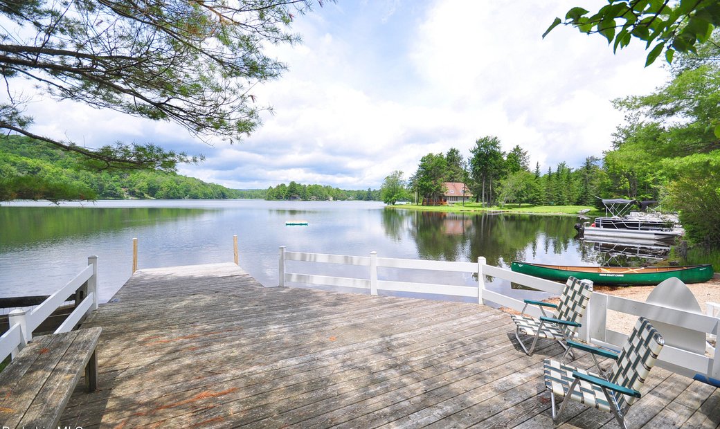 402 Sherwood Dr, Becket, Ma 01223 Dans Becket, Massachusetts, états Unis à Vendre (13192219)