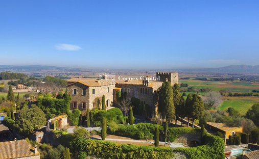 Castle for Sale in Foixa, Catalonia, Spain