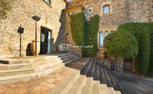 Castle for Sale in Foixa, Catalonia, Spain