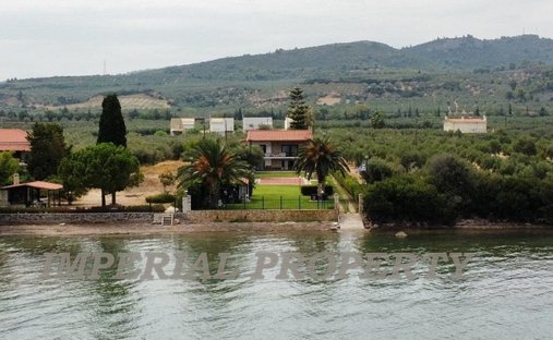 House in Koinotita Libanaton, Dafnousia, Greece 1