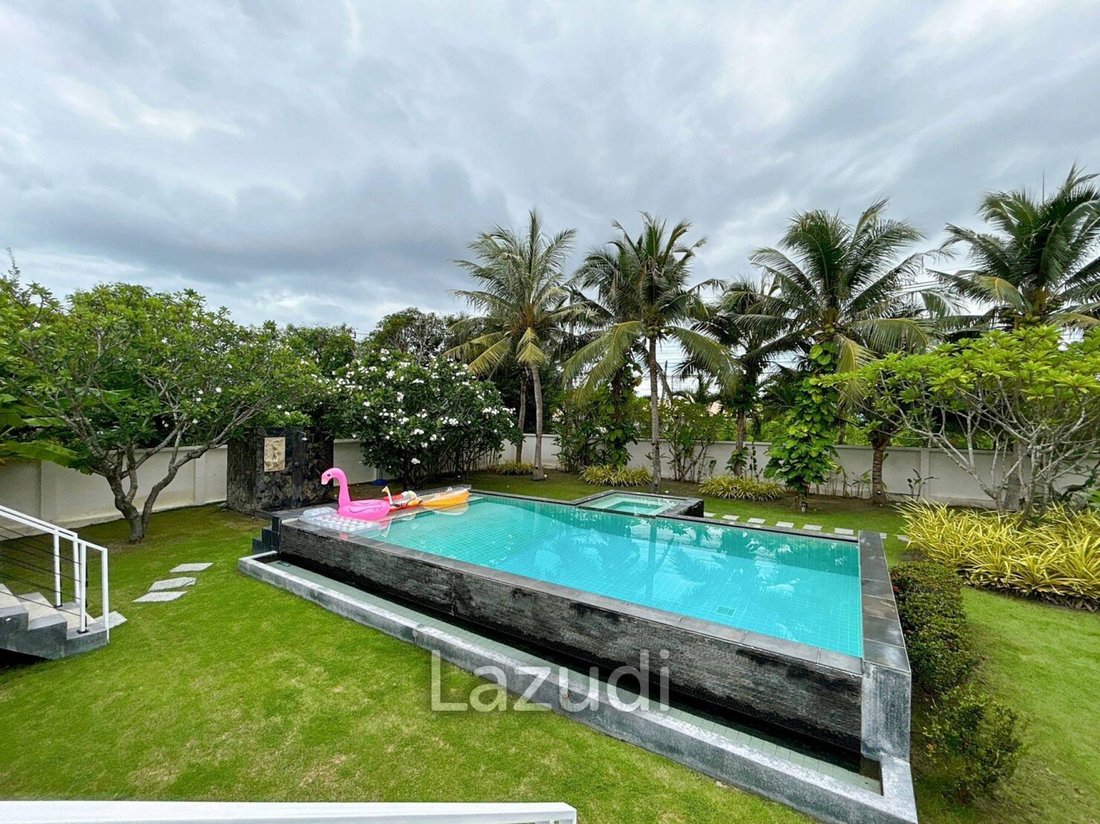 Villa in Hin Lek Fai, Prachuap Khiri Khan, Thailand 5 - 13194806