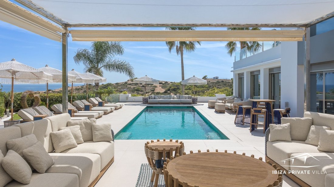 Villa in Cap Martinet, Santa Eularia des Riu, Balearic Islands 4 - 12095404