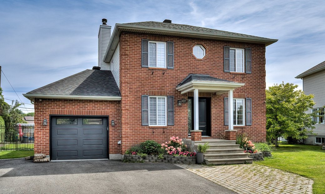 Rosemère, Qc In Rosemère, Quebec, Canada For Sale (13198788)