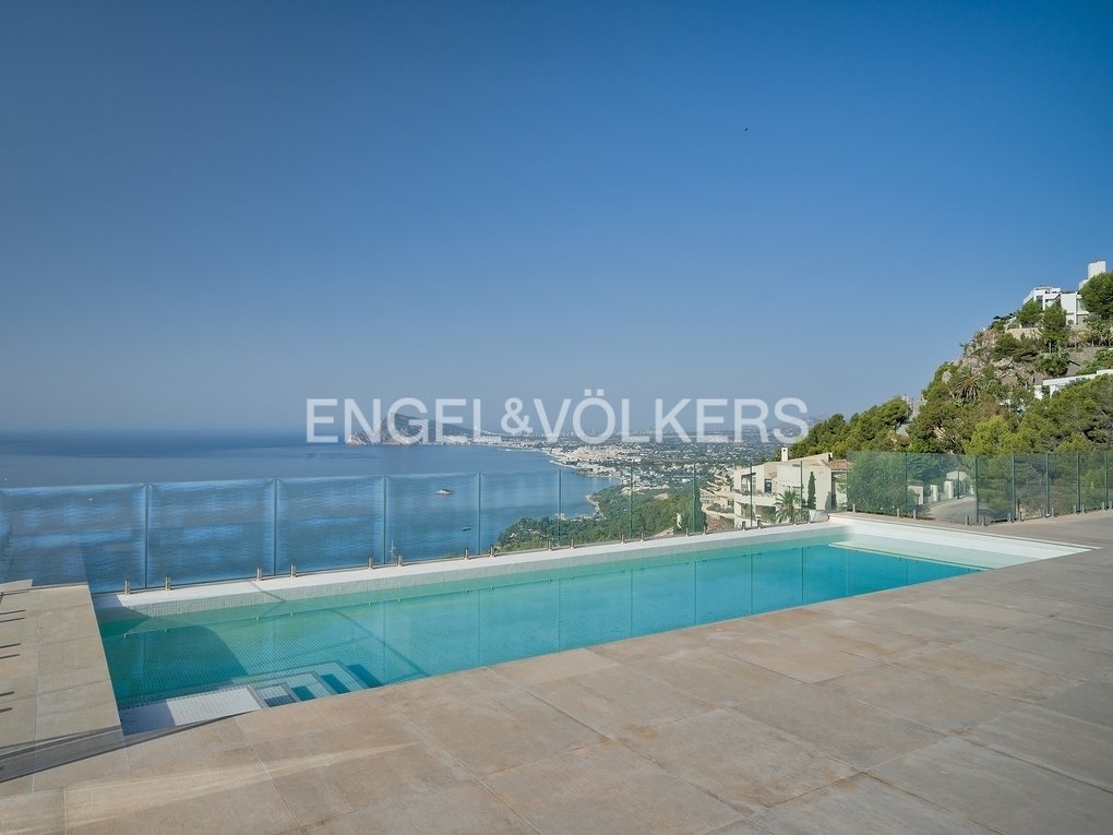 Villa in Altea, Valencian Community, Spain 2 - 13196008