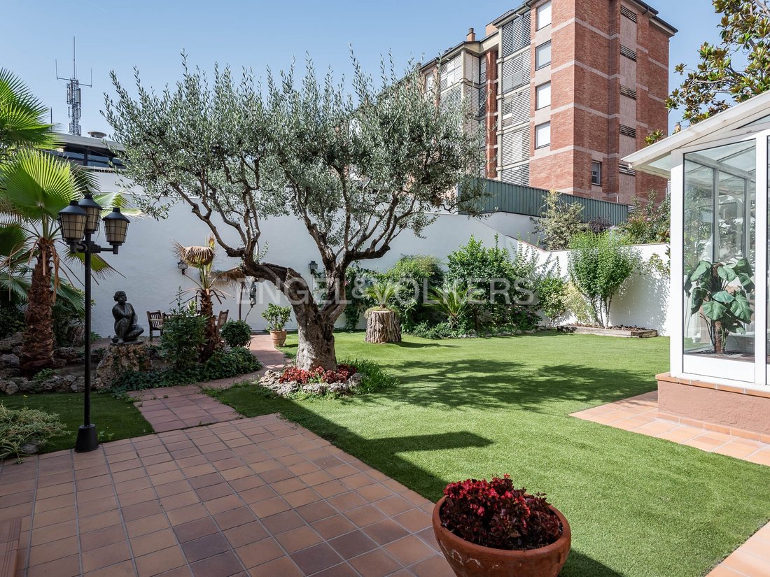 Spectacular Modernist House In Sabadell, Spain For Sale (13196676)