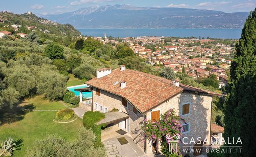 Villa in Center, Toscolano, Lombardy 1