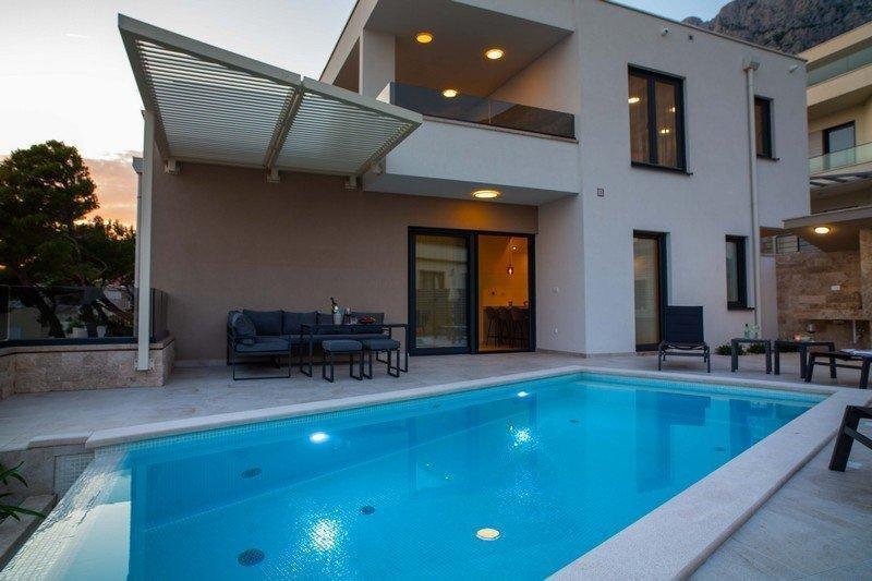 Villa in Veliko Brdo, Split-Dalmatia County, Croatia 5 - 13200747