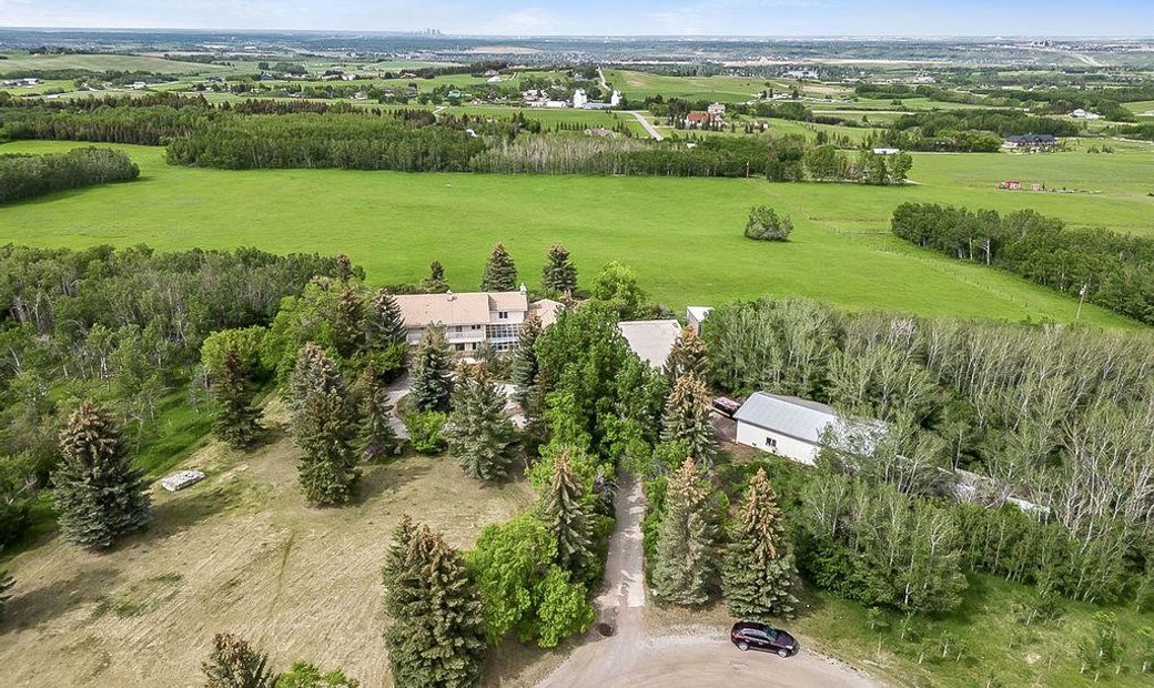 De Winton Canada In De Winton, Alberta, Canada For Sale (13201716)