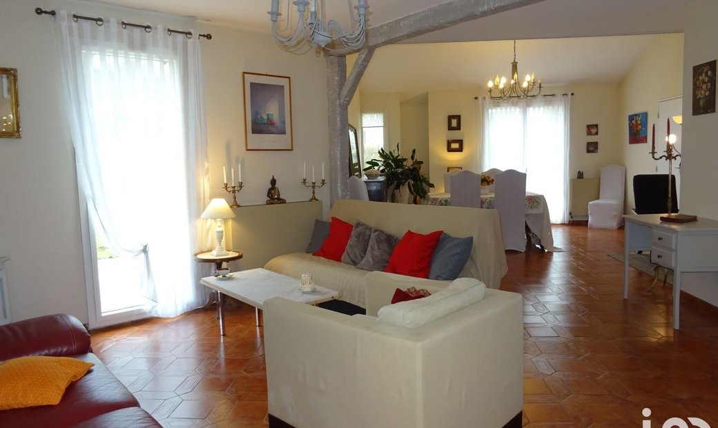 Vente Maison/Villa 6 Pièces In Champs Sur Marne, île De France, France