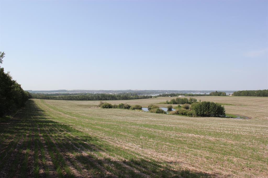 And Versatile Property In Sylvan Lake, Alberta, Canada For