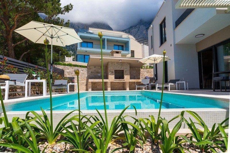 Villa in Veliko Brdo, Split-Dalmatia County, Croatia 4 - 13200747
