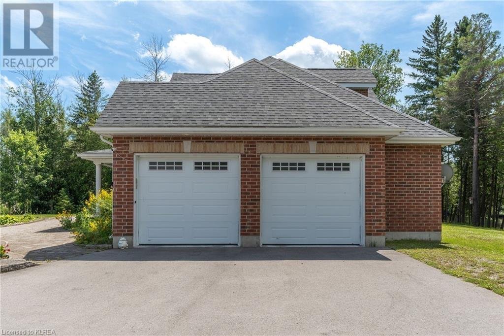 Luxury Waterfront Living On Six Acres In Kawartha Lakes, Ontario