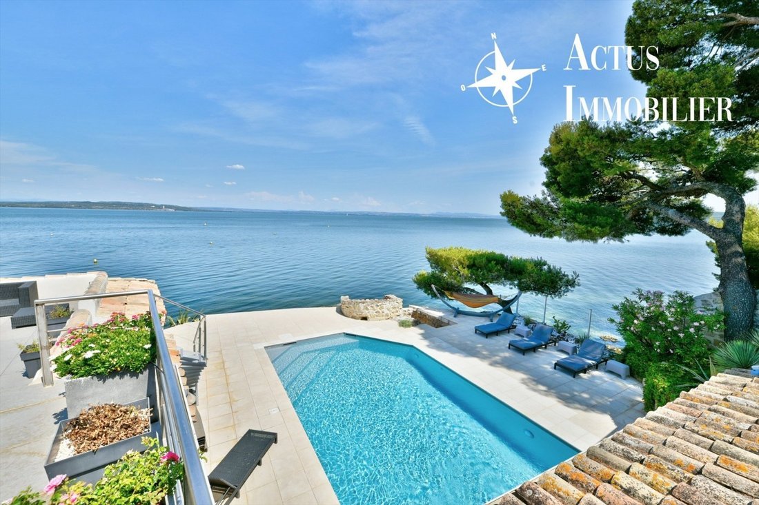 Exceptional Property In Salon De Provence, Provence Alpes Côte D'azur