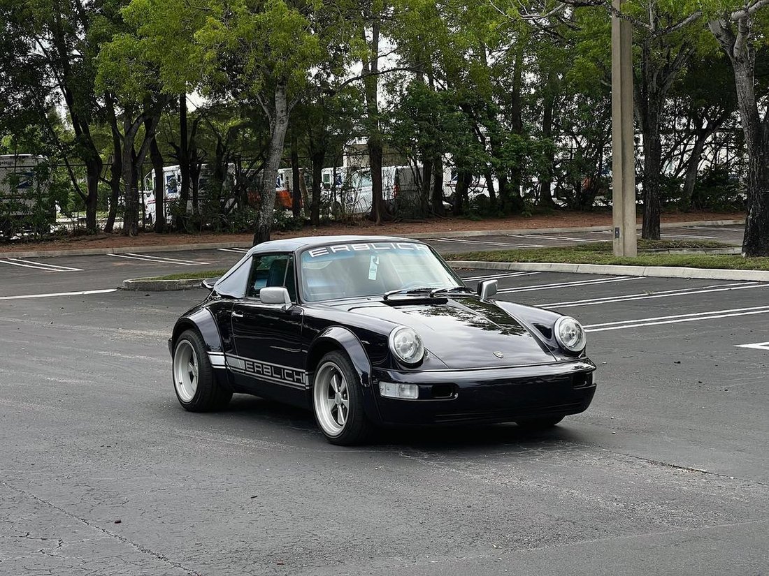 Cabriolet in Hallandale Beach, FL, United States 1 - 13203303