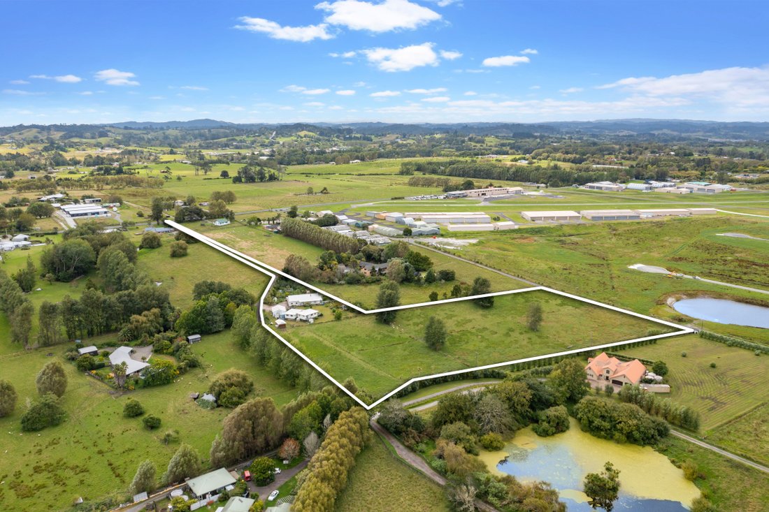 220 Postman Road, Dairy Flat In Auckland, Auckland, New Zealand For