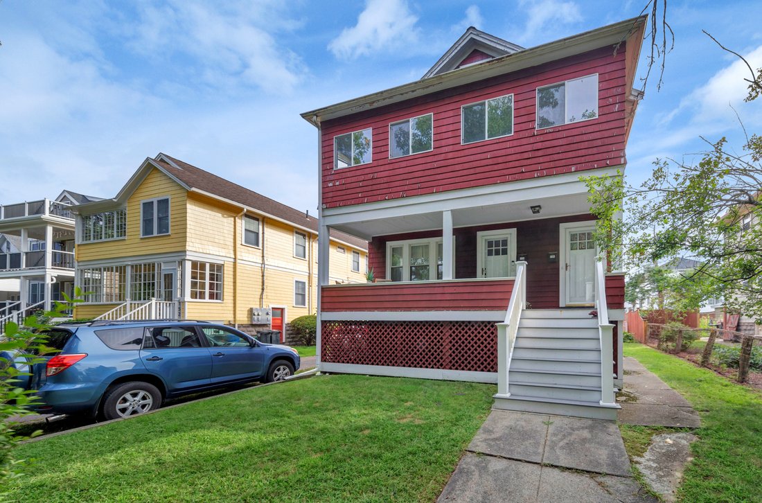 156 Mystic Valley Parkway, In Arlington, Massachusetts, United States