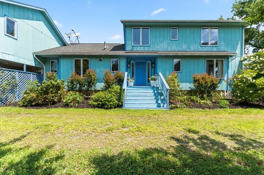 Beautiful Beach Home Offering A Private In Kilmarnock, Virginia, United States For Sale (13212046)